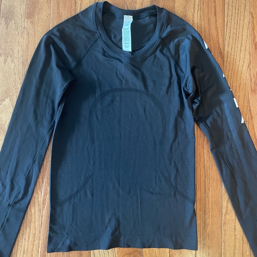 Lululemon Swiftly Tech Long Sleeve Black